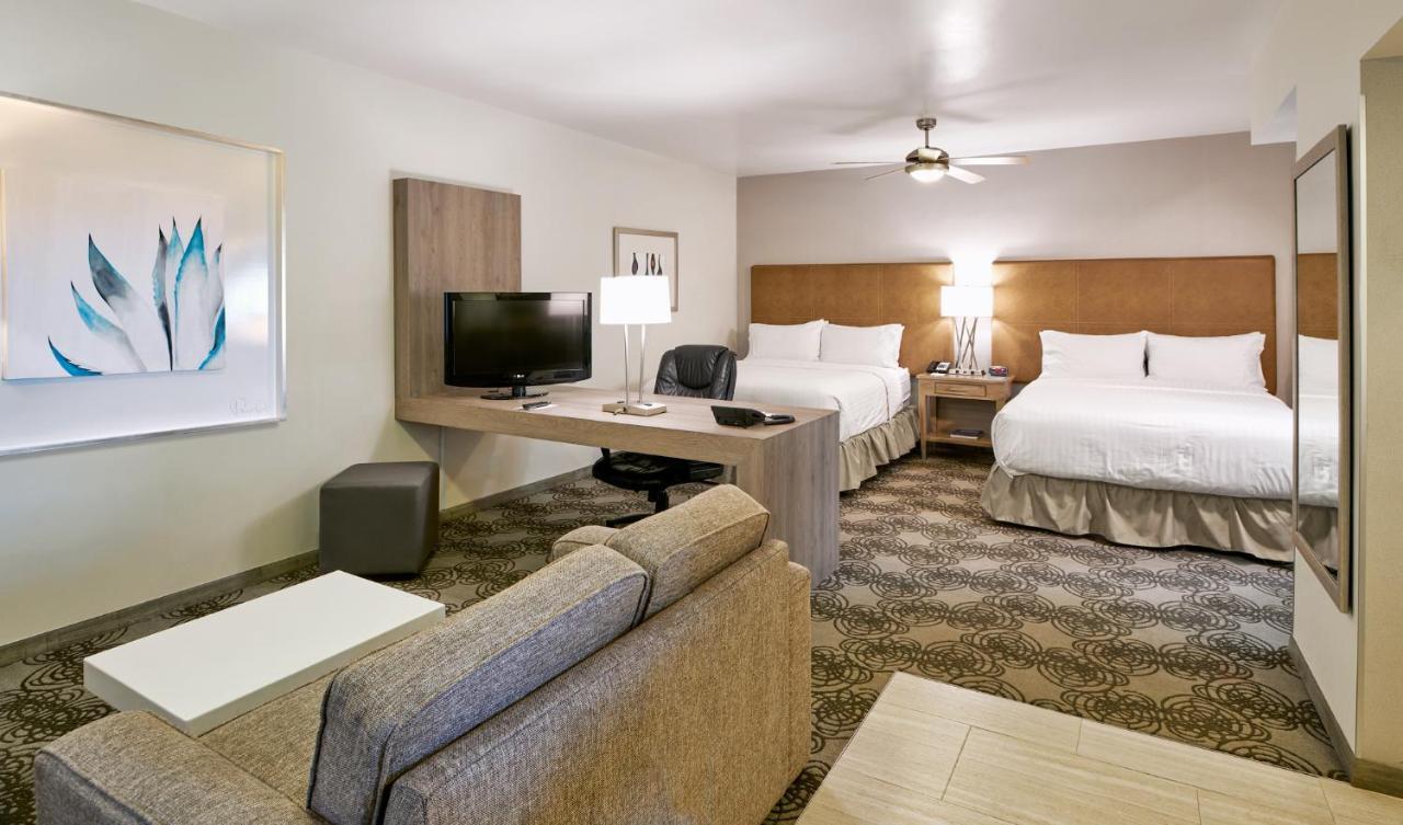 Holiday Inn Hotel & Suites Chihuahua By Ihg Exteriér fotografie