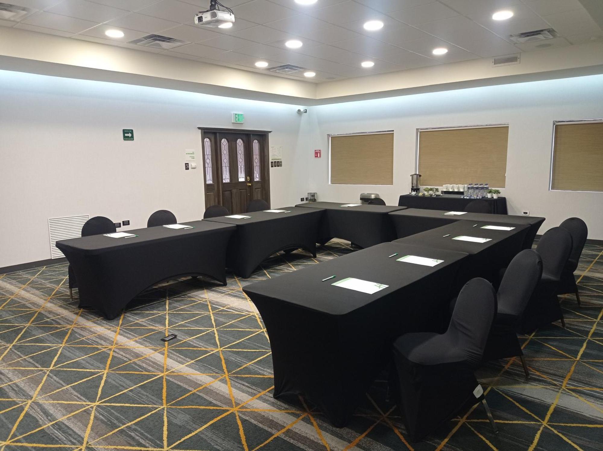 Holiday Inn Hotel & Suites Chihuahua By Ihg Exteriér fotografie