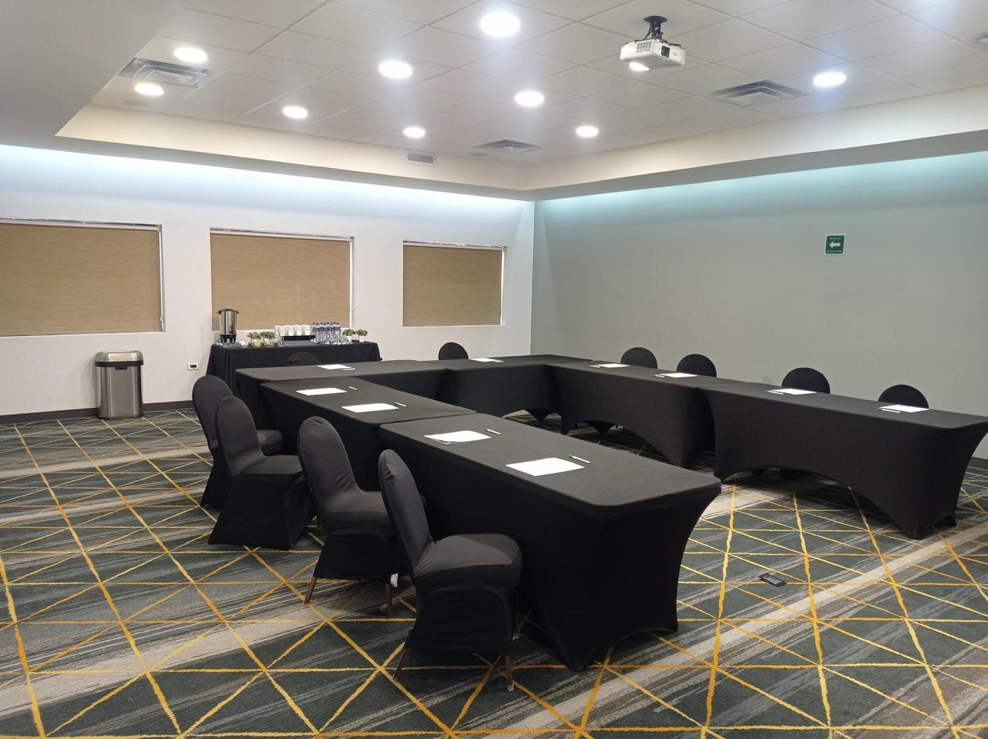 Holiday Inn Hotel & Suites Chihuahua By Ihg Exteriér fotografie